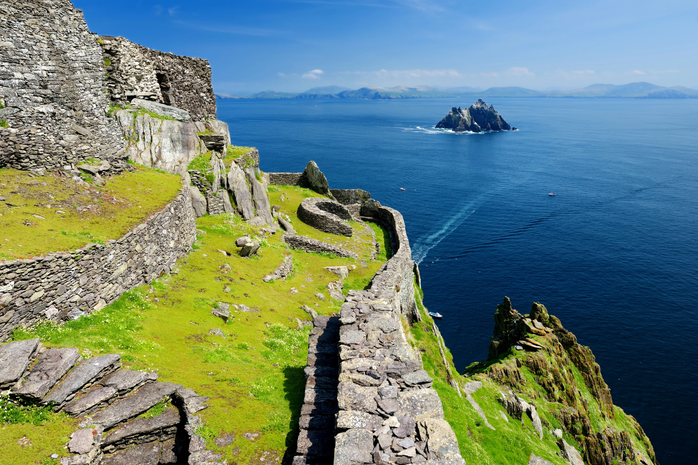 Skellig_Michael_Island[1].webp